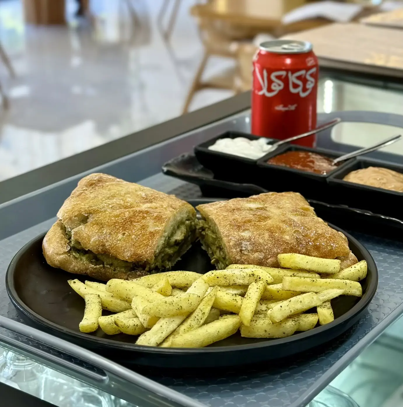 چاپاتا مرغ پستو